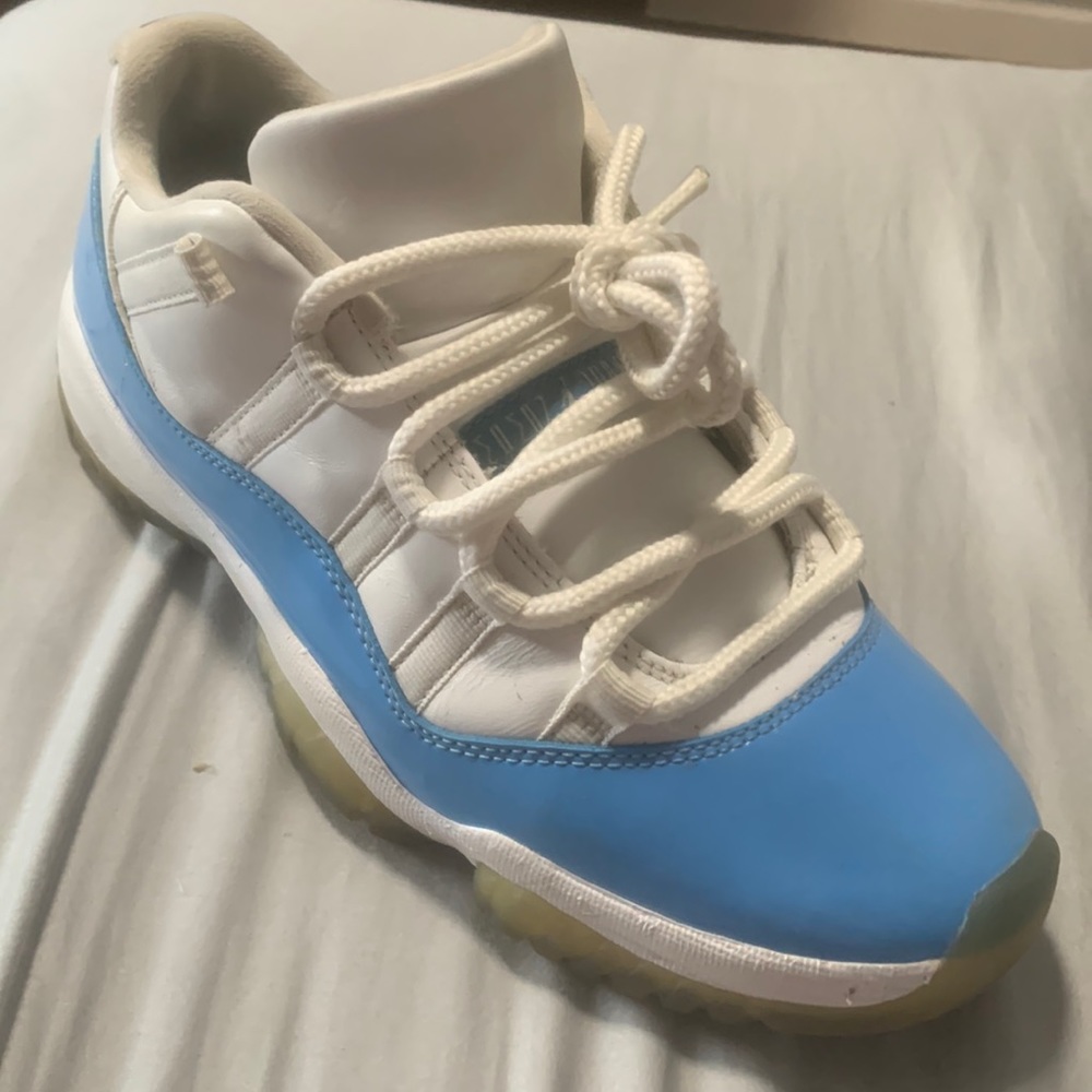 Air Jordan 11 Retro Low ‘UNC’